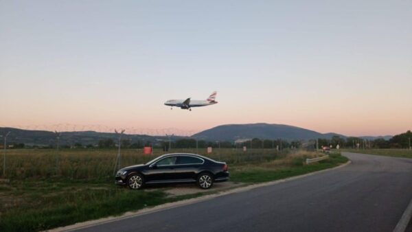 Perugias Airport Transfer to Siena Arezzo by Car or Vans - The Sum Up