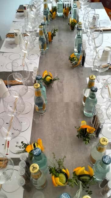 Peschiera del Garda: Italian Gin tasting - An Authentic Taste of Italy’s Artisanal Gins