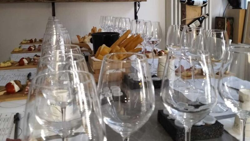 Peschiera del Garda:wine tasting three wines from Lake Garda - Who Should Consider This Experience?