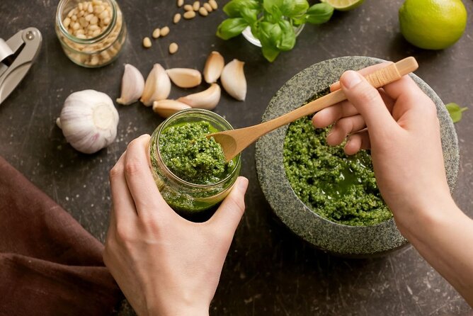 Pesto and Pasta Cooking Class in Rome, Piazza Navona - Reviews