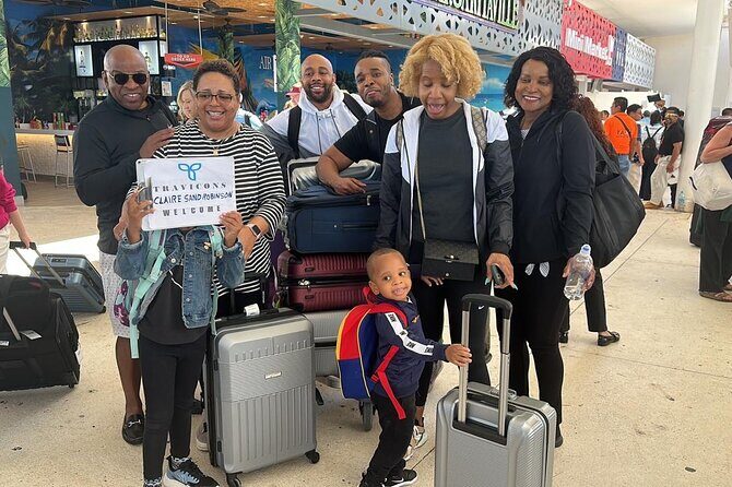 PET FRIENDLY Private Transfer Cancun - Playa del Carmen - Airport Arrival Experience