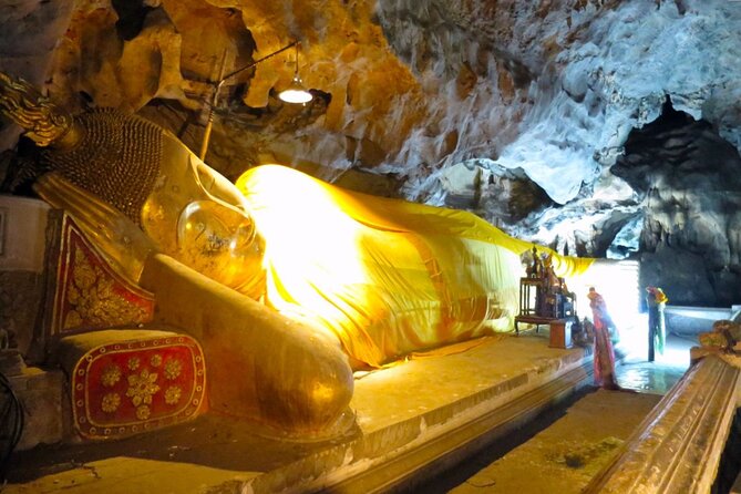 Petchaburi Highlights Khao Luang Cave, Palaces & Temples Group Tour From Hua Hin - Traveler Photos