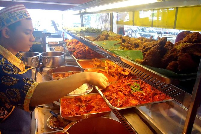 Petronas Twin Towers Admission With Private Pickup & Nasi Kandar - Additional Charges