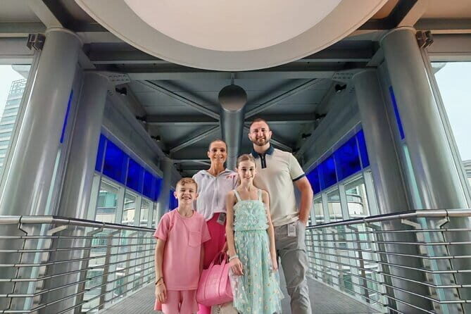 Petronas Twin Towers Special Entrance & Dining With Expert Guide - Good To Know