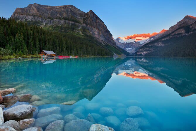 Peyto Lake, Moraine Lake, Lake Louise and Crowfoot Glacier Tour - Bow Lake and Crowfoot Glacier add variety