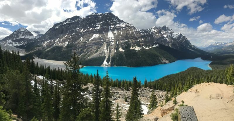 Peyto Lake, Moraine Lake, Lake Louise and Crowfoot Glacier Tour - Packing for a mountain day