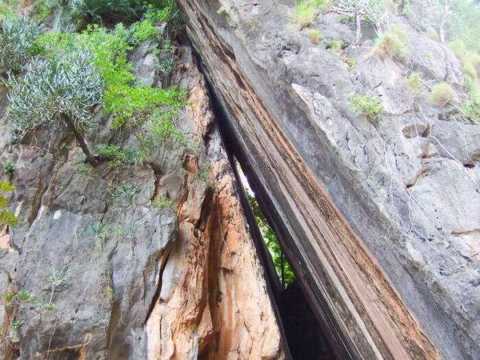 Phang-nga: James Bond Twilight Sea Canoe & Glowing Plankton - Exploring Limestone Caves and Lagoons