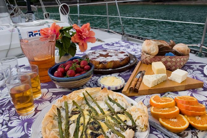 Phantom Sailing Bay of Islands - How to Book and Contact Information