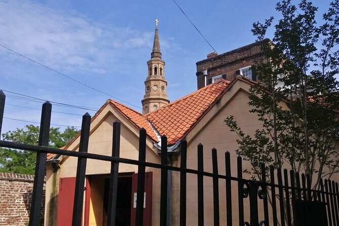 Phantoms of Charleston: A Ghostly Walking Tour - Practical Tips for Your Ghostly Adventure