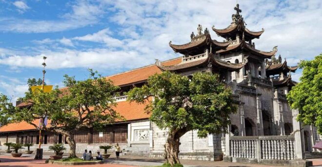 Phat Diem Cathedral -Van Long-Mua Cave Full Day Private Tour - Inclusions and Exclusions