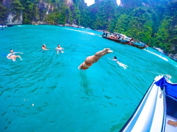 Phi Phi & Bamboo Islands: Premium Day Trip W/ Seaview Lunch - Product ID and Location