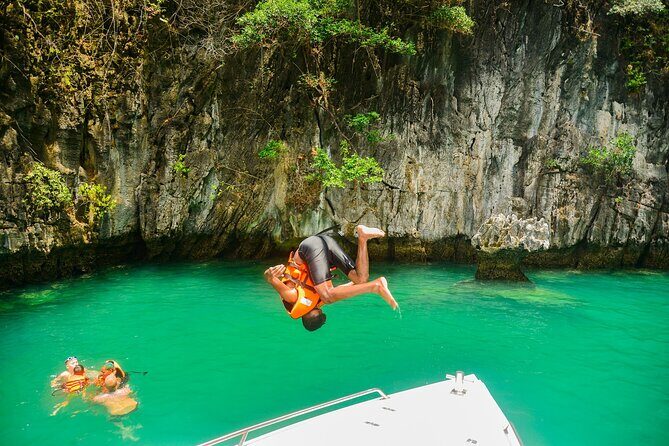 Phi Phi Island Snorkeling Adventure by Speedboat from Koh Lanta - An In-Depth Look at the Tour Experience