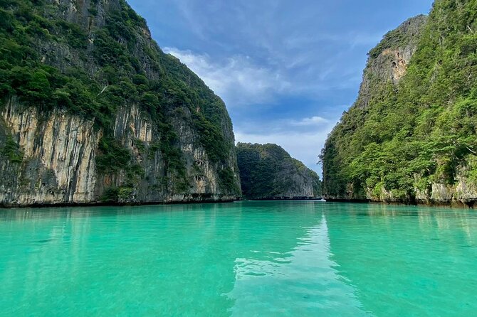 Phi Phi Islands Adventure Day Tour by Speedboat From Krabi - Speedboat Experience