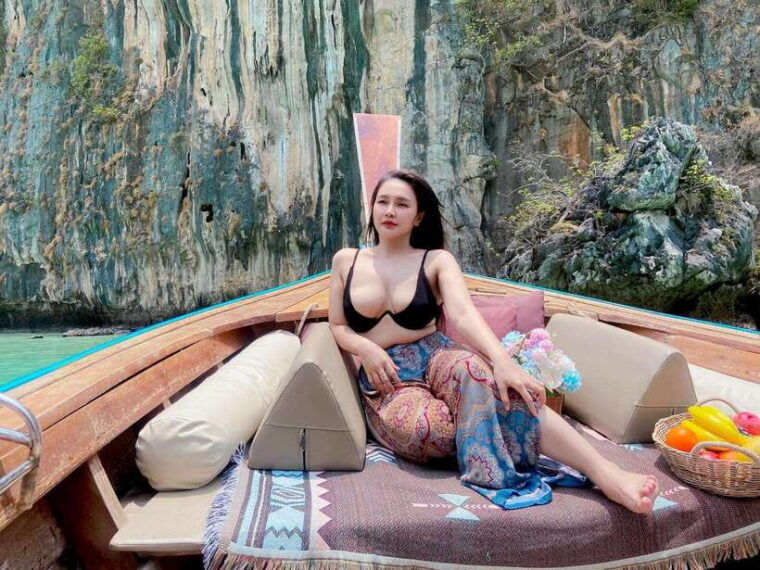 Phi Phi: Luxury Private Longtail Boat to Maya Bay With Lunch - Important Considerations