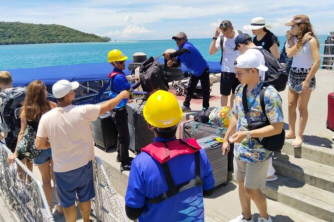 Phi Phi to Koh Samui Transfer through Ferry Bus and Catamaran - Practical Tips for the Journey