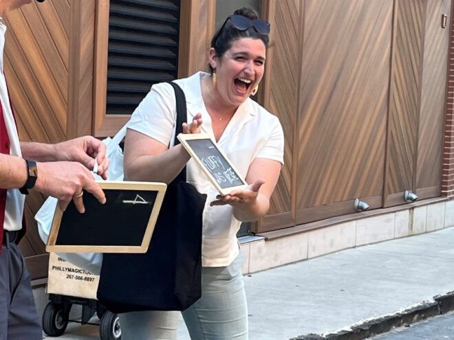 Philadelphia: Comedy Magic Walking Tour With a Guide - Meeting Point Details