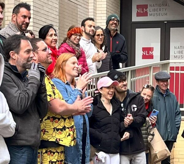 Philadelphia: Comedy Magic Walking Tour With a Guide - Pricing and Customer Reviews