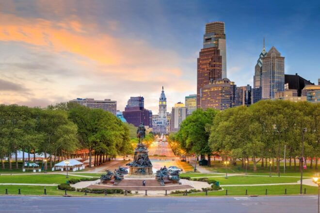 Philadelphia From NYC Private One-Day Trip by Car - Learn About U.S. History and Revolutionary War