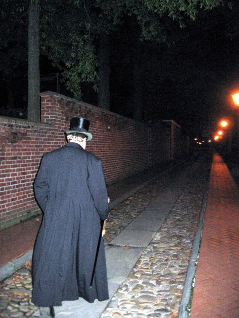 Philadelphia Ghost Tour by Candlelight - Good To Know