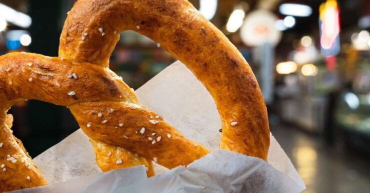 Philadelphia: Reading Terminal Market Walking Tour - Experience Highlights