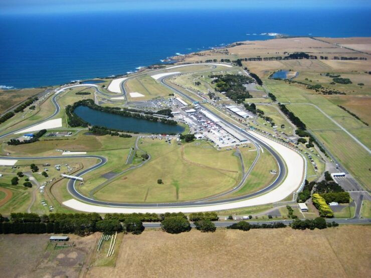 Phillip Island: 16-Minute Beach & Wildlife Helicopter Flight - Flight Experience
