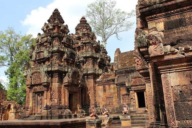 Phnom Kulen Waterfall & Banteay Srei Tour - Good To Know