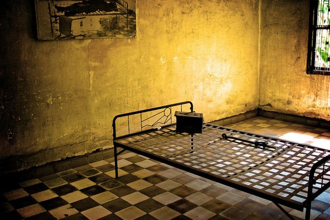 Phnom Penh City Tour, Silver Pagoda, Genocide Museum, Killing Fields - The Sum Up and Final Thoughts