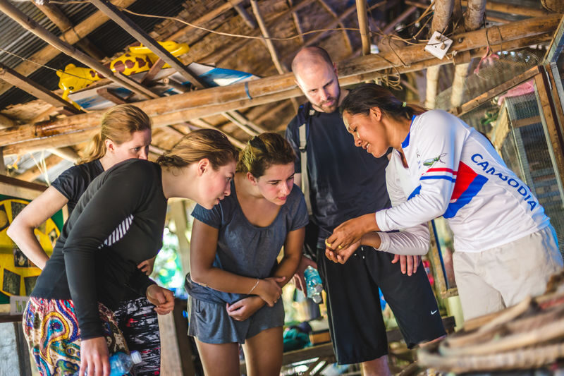 Phnom Penh: Countryside Bike Tour on the Silk Islands - How tofu skin is made