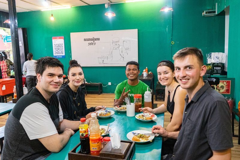 Phnom Penh Evening Food & Beer Small Group Tour - A first night built around Cambodian food