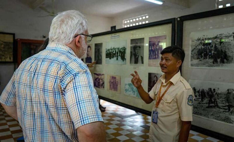 Phnom Penh: Haft-Day to Tuol Sleng Museum & Killing Field - An Honest Look at the Phnom Penh Genocide Tour