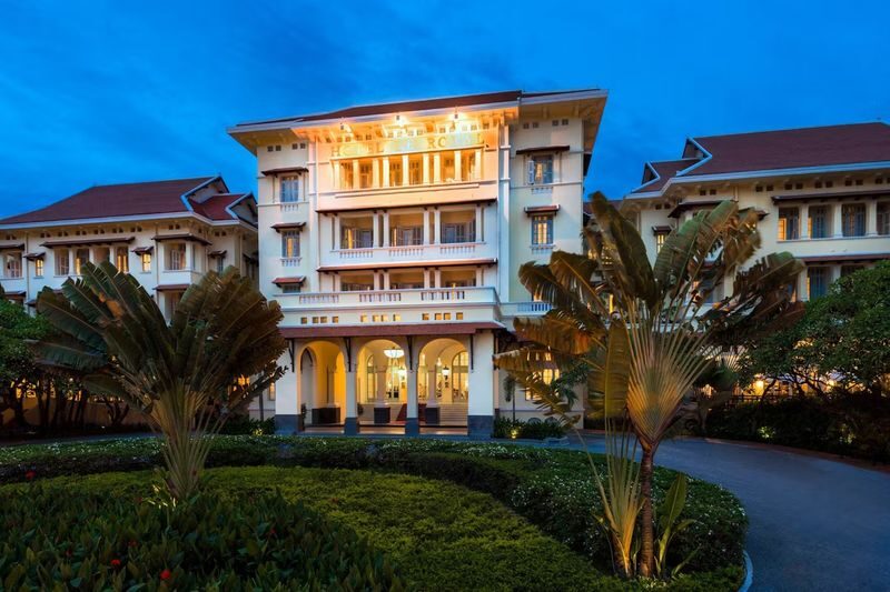 Phnom Penh Heritage city tour by Night - The 18:30 departure and city circuit