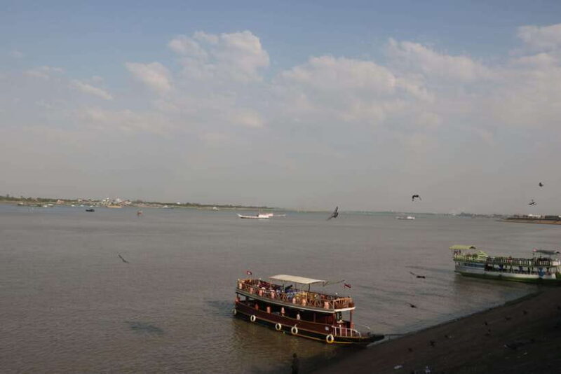 Phnom Penh Killing Field Toul Sleng Prison Tour - A Thorough Look at the Tour Experience