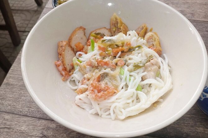Phnom Penh Local Market & Morning Food Tour Include Drinks - Inclusions