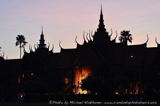 Phnom Penh Night Photo walk with Cambodia Photo Tours - FAQ