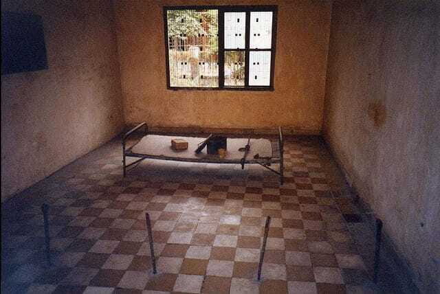 Phnom Penh private tour Tuol Sleng & Choeng Ek Killing Field - Limitations & Considerations