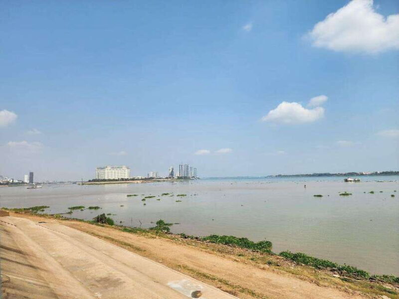 Phnom Penh: Private Tuk-Tuk Tour with English-Speaking - Who Is This Tour Best For?