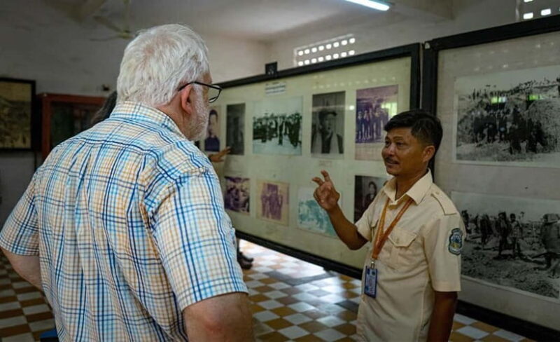 Phnom Penh :S21 Tuol Sleng Museum & Killing Field Tour - Why This Tour Works Well