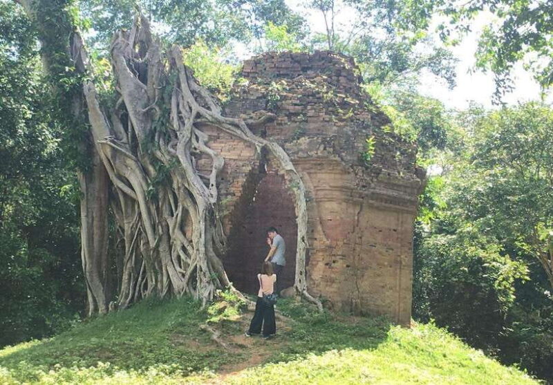 Phnom Penh - Siem Reap Road Transfer Plus Sightseeing - An In-Depth Look at the Journey