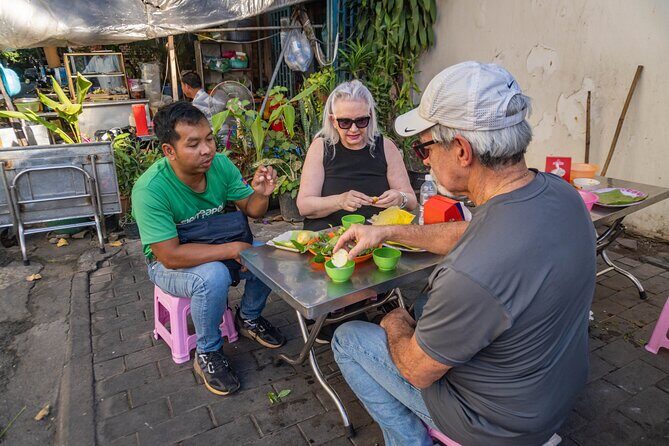 Phnom Penh: Street Art and Food Tour by Tuk-Tuk - FAQ