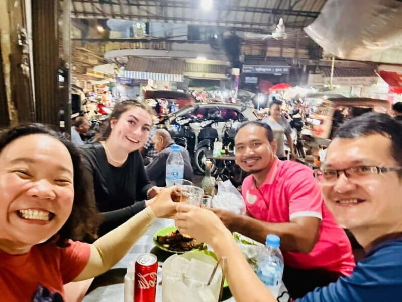 Phnom Penh: Street Art and Food Tour with Pickup and Beer - Discovering Phnom Penh’s Art and Flavor: A Deep Dive