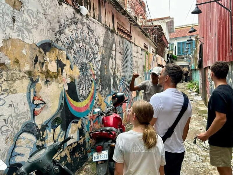 Phnom Penh: Street Art and Noodle Tour by Tuk Tuk - Good To Know