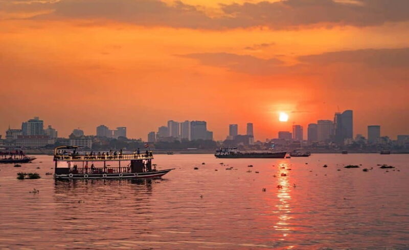 Phnom Penh: Sunset Cruise & Evening City Tour by Tuk Tuk - Good To Know