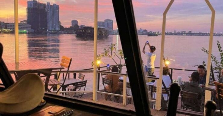 Phnom Penh: Sunset Cruise on Kanika Boat - Experience Highlights