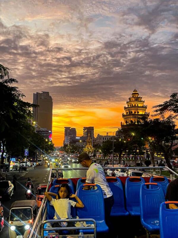Phnom Penh: Sunset or Night City Tour by Big Bus Angkor - Detailed Breakdown of the Route