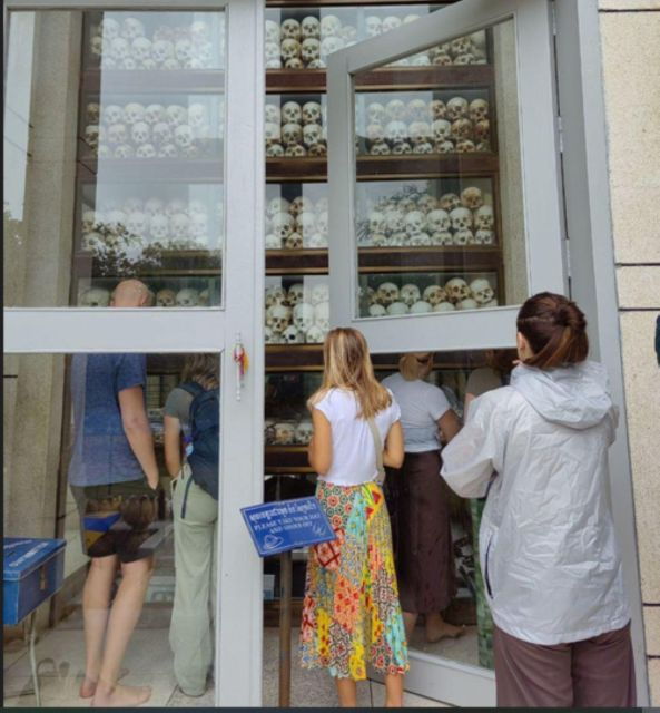 Phnom Penh: The Killing Fields & Tuol Sleng Genocide Museum - Tragic Sites and Guided Tour