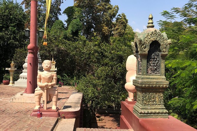 Phnom Penh Tour Guides - Why Choose Private English-Speaking Guides?