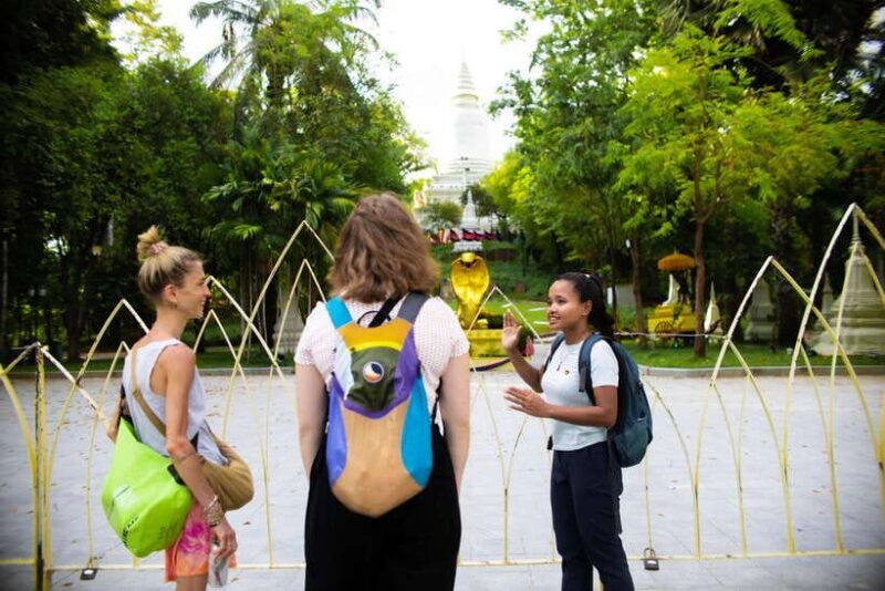 Phnom Penh: Walking Highlight City Tour - An Authentic Introduction to Phnom Penh