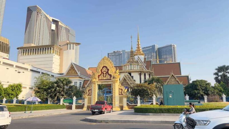PhnomPenh: Explore Non Local Experience Life of City Tour - Good To Know