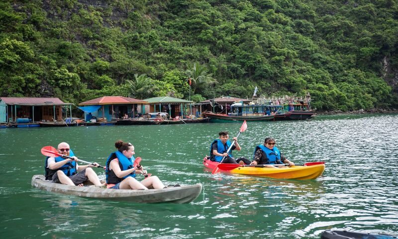 Phoenix 3D2N Cruise: Ha Long Bay with Sung Sot & Ti Top - Day three: Sung Sot Cave and the return to Hanoi