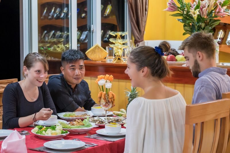 Phoenix 3D2N Cruise: Ha Long Bay with Sung Sot & Ti Top - Cabin comfort, meals and onboard costs